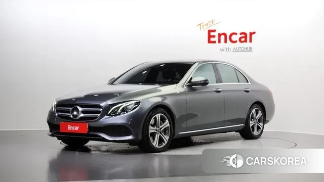Mercedes-Benz E-Class W213 2019 Серый из Кореи