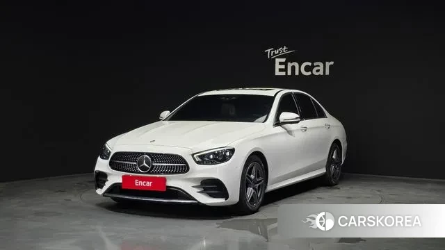 Mercedes-Benz E-Class W213 2022 Белый из Кореи