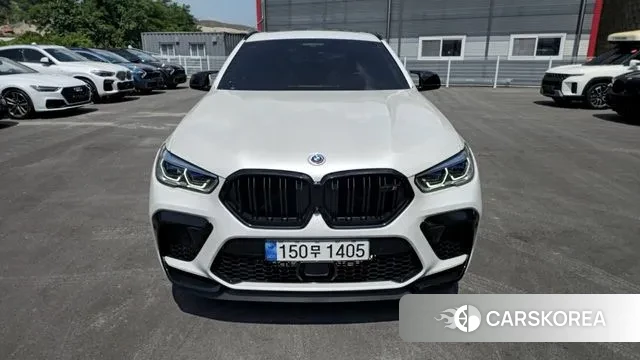 BMW X6M (G06) 2023 Белый из Кореи