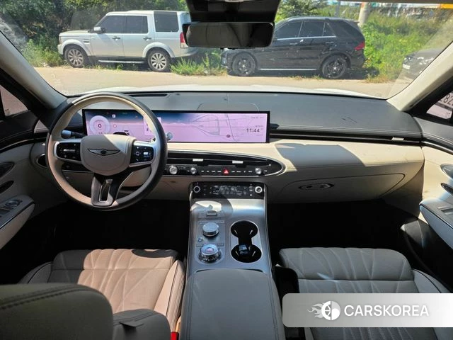 Genesis GV70 2025 Белый из Кореи
