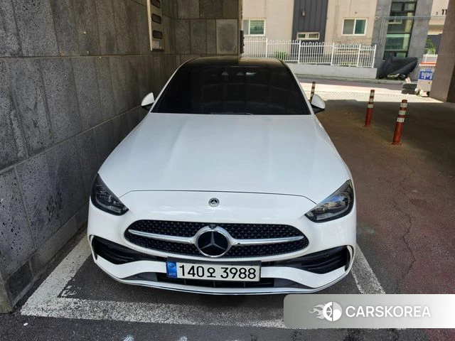 Mercedes-Benz C-Class W206 2022 Белый из Кореи