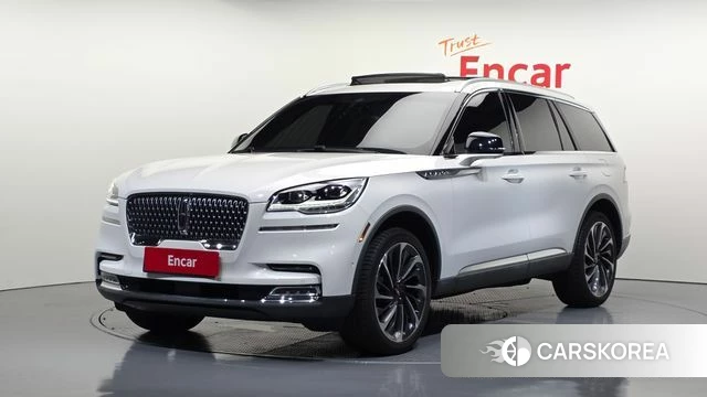 Lincoln Aviator 2nd generation 2020 Белый из Кореи