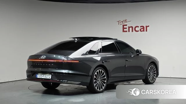 Hyundai Grandeur Hybrid (GN7) 2025 Серый из Кореи