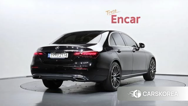 Mercedes-Benz E-Class W213 2022 Черный из Кореи