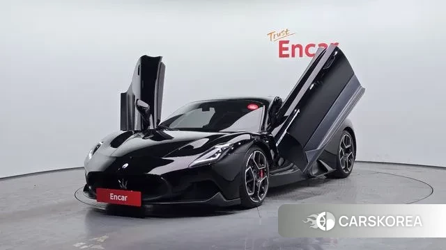 Maserati MC20 2022 Черный из Кореи