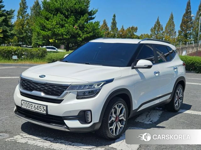 Kia Seltos 2020 Белый из Кореи