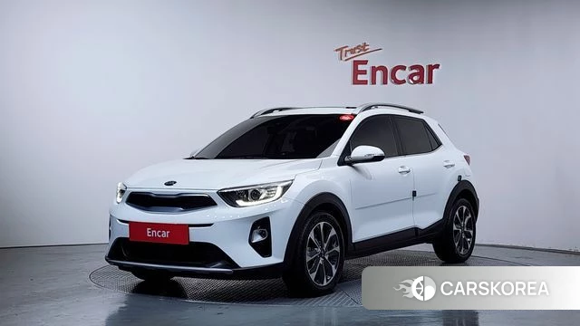 Kia Stonic 2018 Белый из Кореи