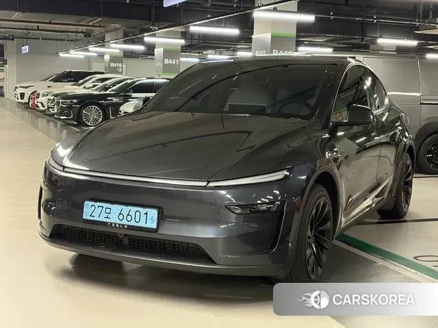 Tesla Model Y 2025 Серый из Кореи