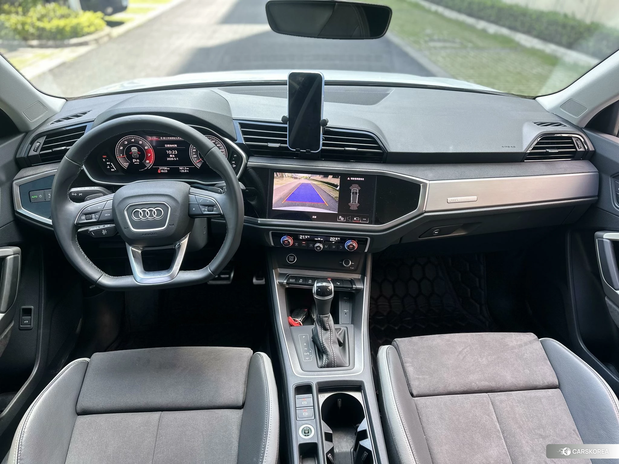 Audi Q3 2022 Белый из Китая