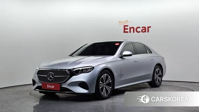 Mercedes-Benz E-Class W214 2025 Серебристо-серый из Кореи