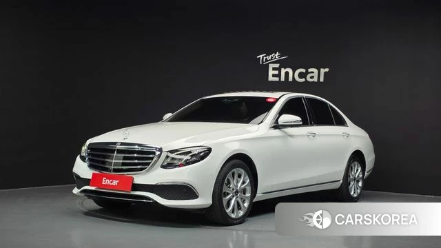 Mercedes-Benz E-Class W213 2020 Белый из Кореи
