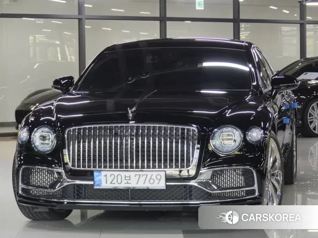 Bentley Flying Spur 3rd Generation 2020 Черный из Кореи