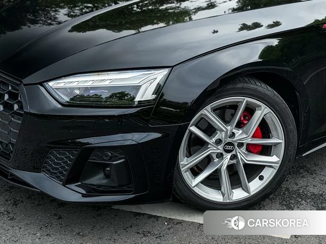 Audi A5 2021 Черный из Китая