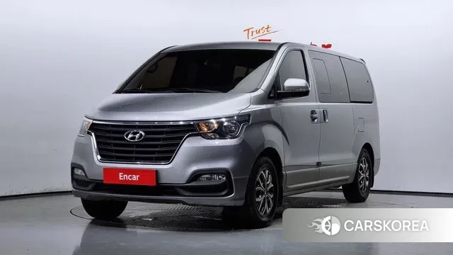 Hyundai The New Grand Starex 2018 Серебристо-серый из Кореи