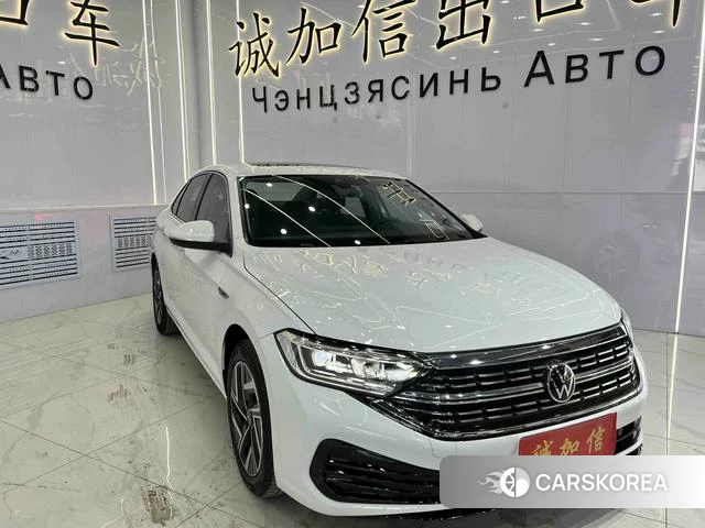 Volkswagen Sagitar 2022 Белый из Китая