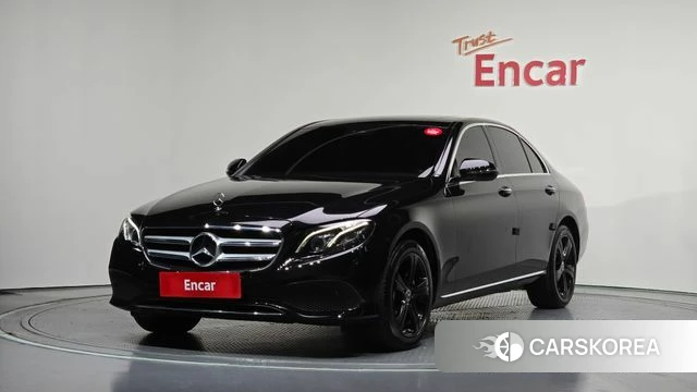 Mercedes-Benz E-Class W213 2019 Черный из Кореи