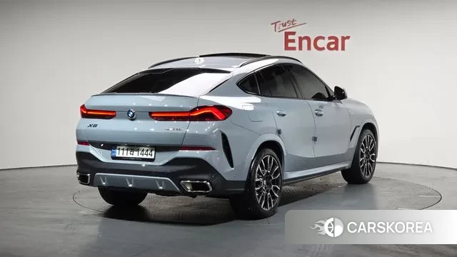 BMW X6 (G06) 2024 Серебристо-серый из Кореи