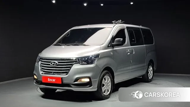 Hyundai The New Grand Starex 2018 Серебристо-серый из Кореи