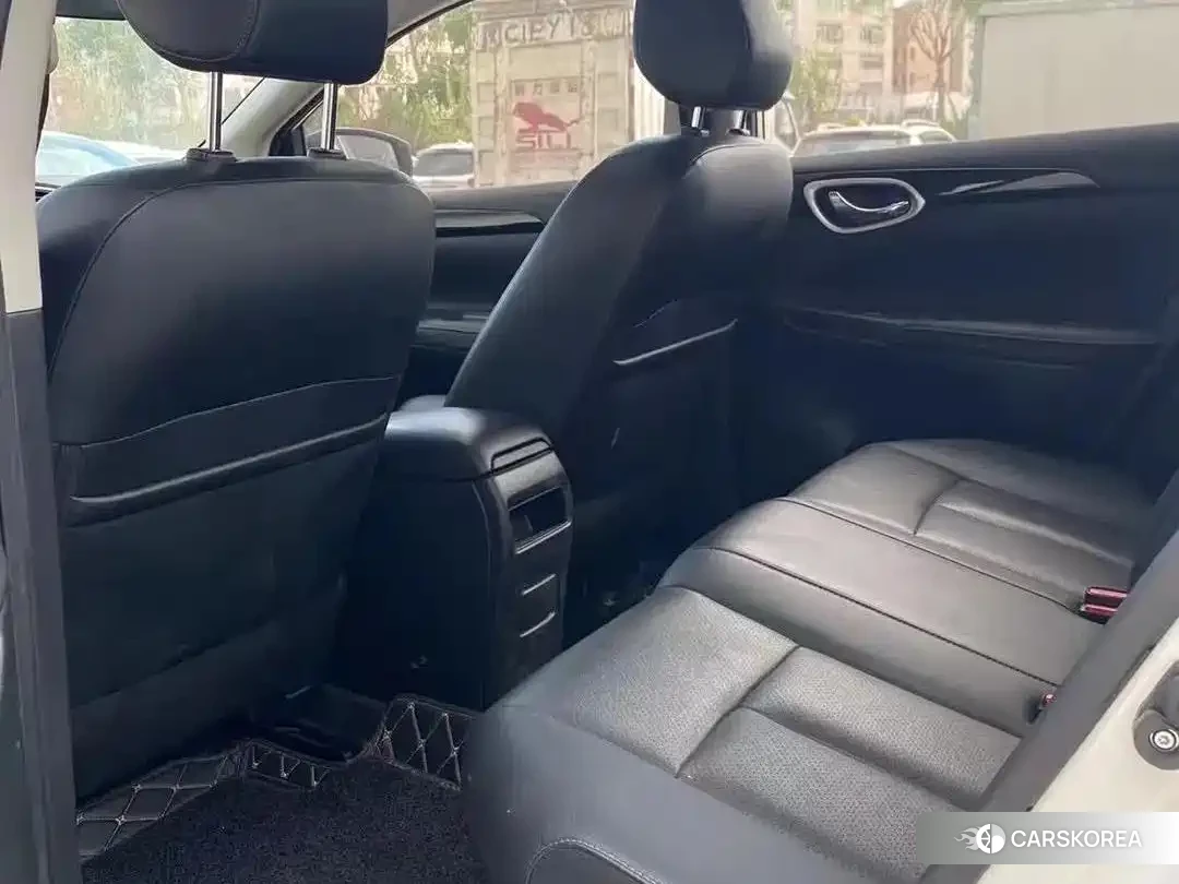 Nissan Sylphy 2026 Белый из Китая