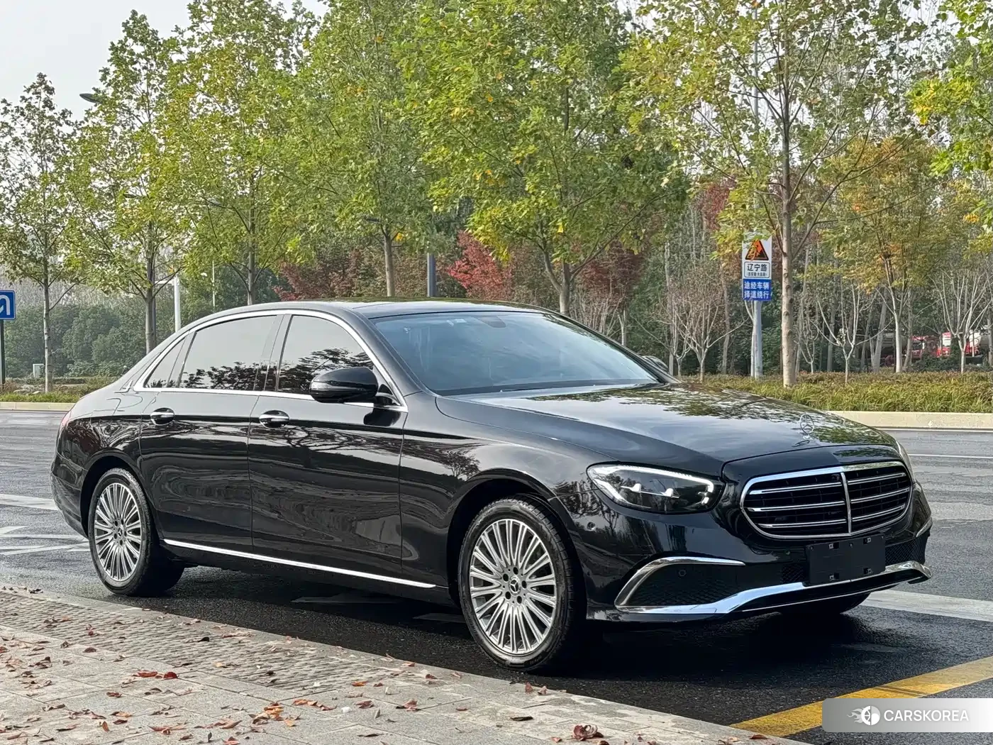 Mercedes-Benz E-Class 2022 Черный из Китая