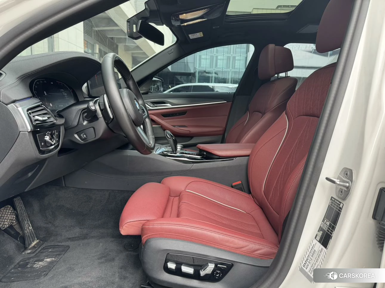 BMW 5 series 2021 Белый из Китая