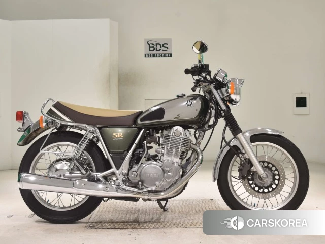 Проданный Yamaha SR 400 2013 из Японии