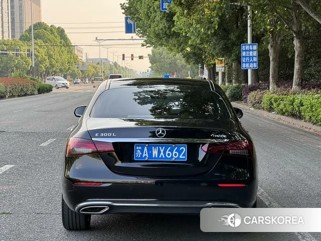 Mercedes-Benz E-class 2023 Черный из Китая