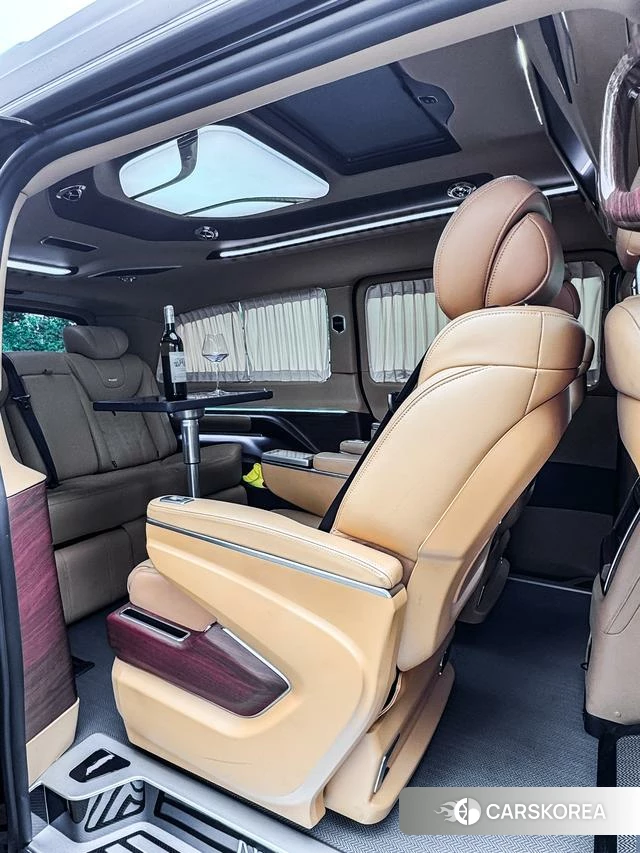 Mercedes-Benz V-class 2022 Черный из Китая