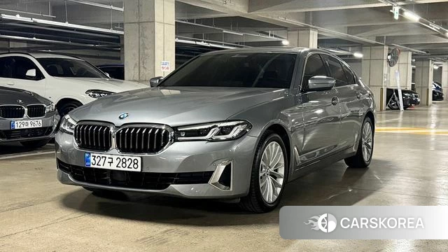 BMW 5 Series (G30) 2023 Серый из Кореи