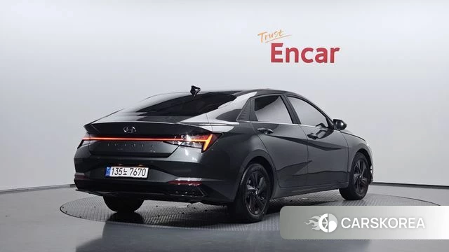 Hyundai Avante Hybrid (CN7) 2022 Серый из Кореи