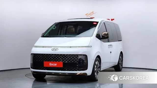 Hyundai Staria 2022 Белый из Кореи