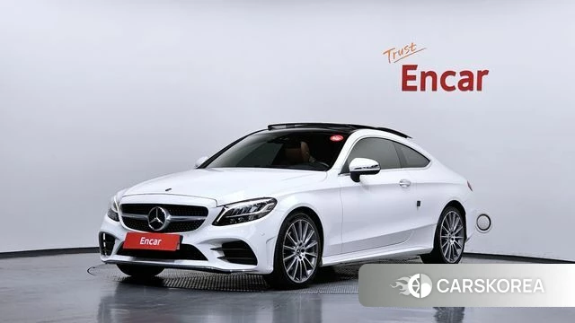 Mercedes-Benz C-Class W205 2019 Белый из Кореи