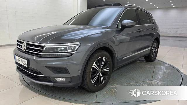 Volkswagen Tiguan second Generation 2020 Серый из Кореи
