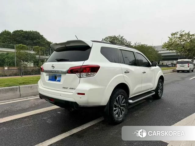 Nissan Tuda 2021 Белый из Китая