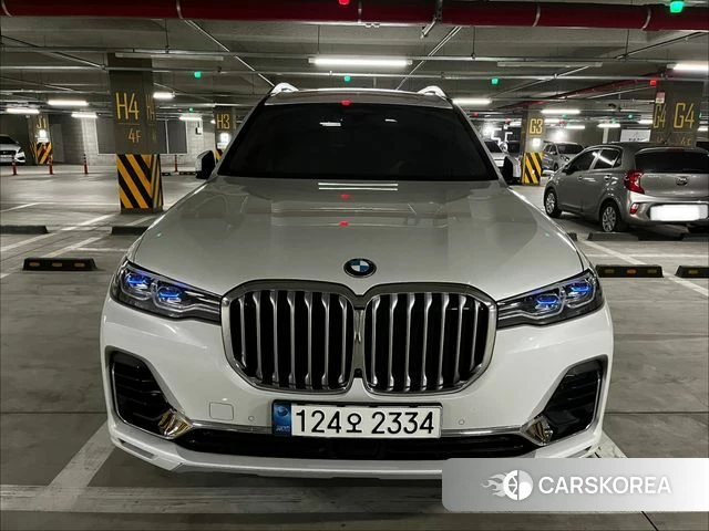 BMW X7 (G07) 2022 Белый из Кореи