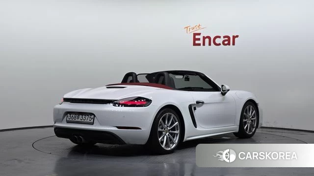 Porsche 718 Boxster 2018 Белый из Кореи