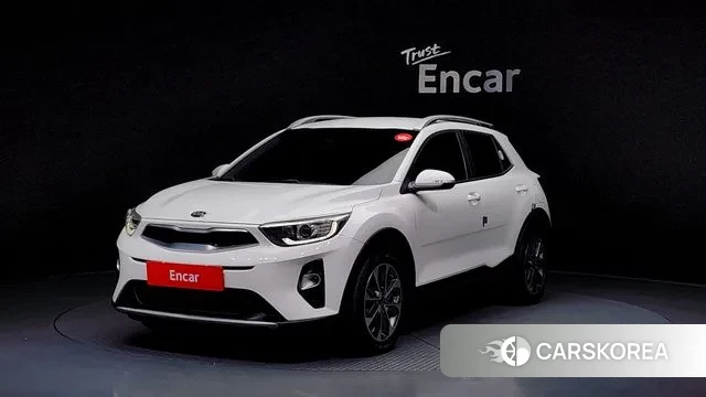 Kia Stonic 2019 Белый из Кореи