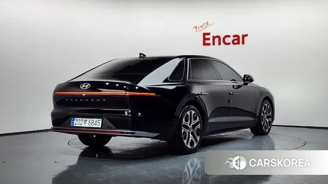 Hyundai Grandeur (GN7) 2023 Черный из Кореи