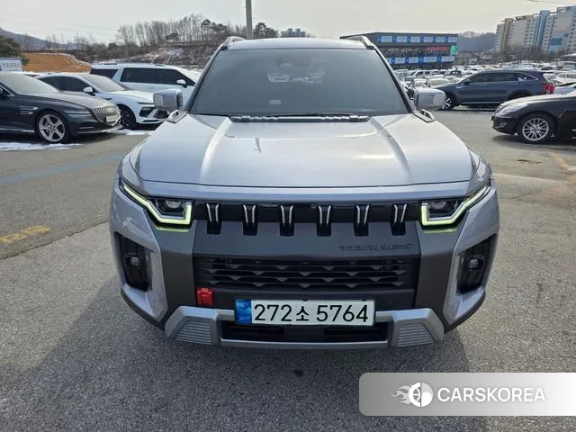 Ssangyong Torres 2022 Серебристо-серый из Кореи