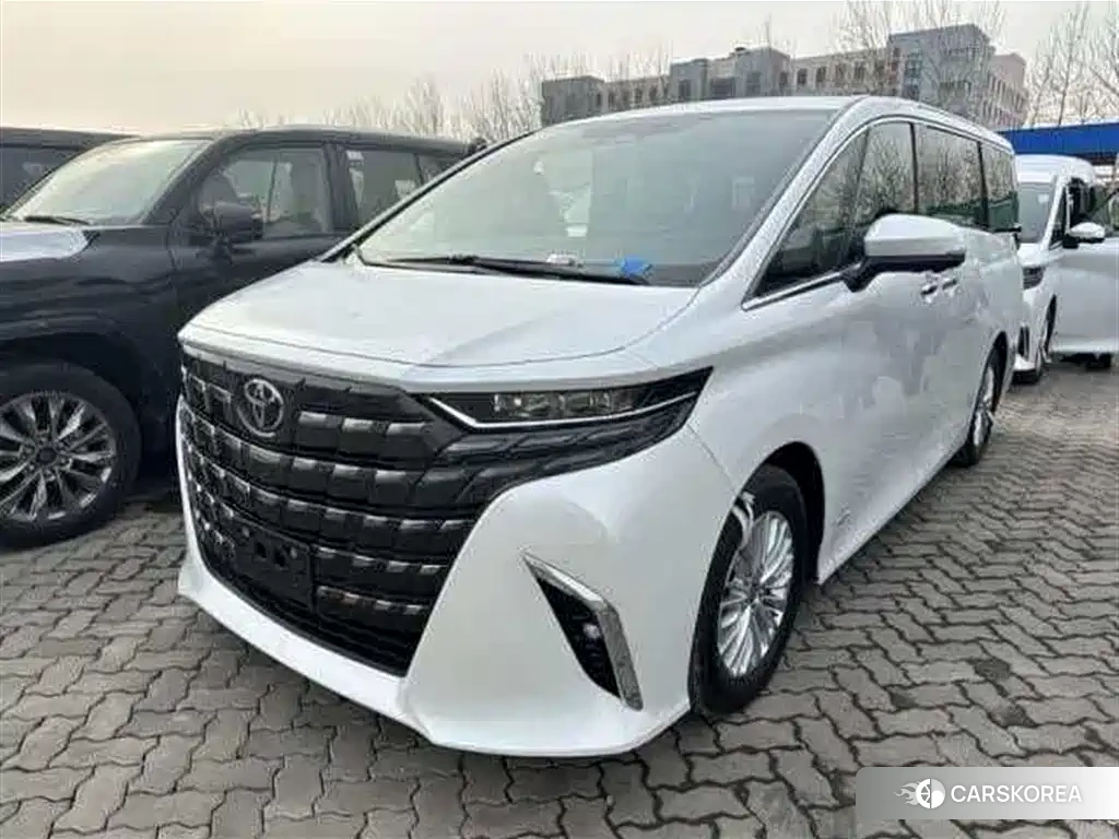 Toyota Elfa 2024 Черный из Китая
