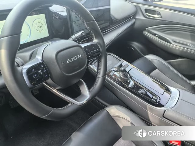 Aian AION S 2022 Серебристо-серый из Китая