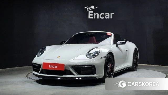Porsche 911(992) 2023 Серебристо-серый из Кореи