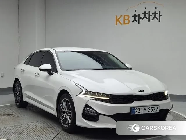 Kia K5 3rd generation 2021 Белый из Кореи