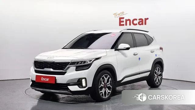 Kia Seltos 2022 Белый из Кореи