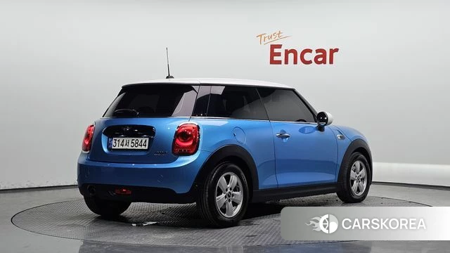 Mini Cooper 2018 Небесно-голубой из Кореи