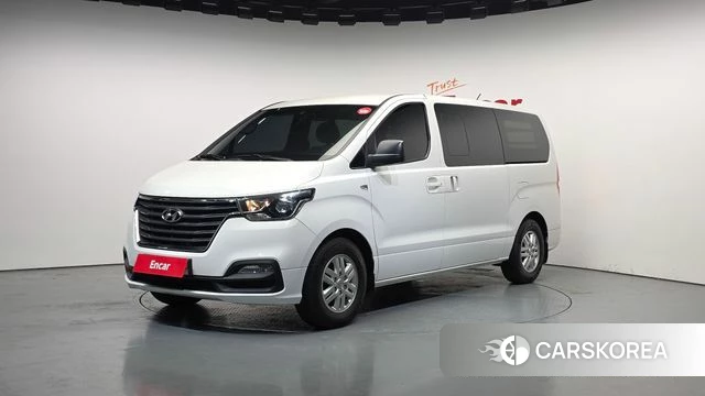 Hyundai The New Grand Starex 2018 Белый из Кореи