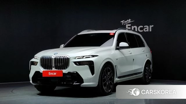 BMW X7 (G07) 2024 Белый из Кореи