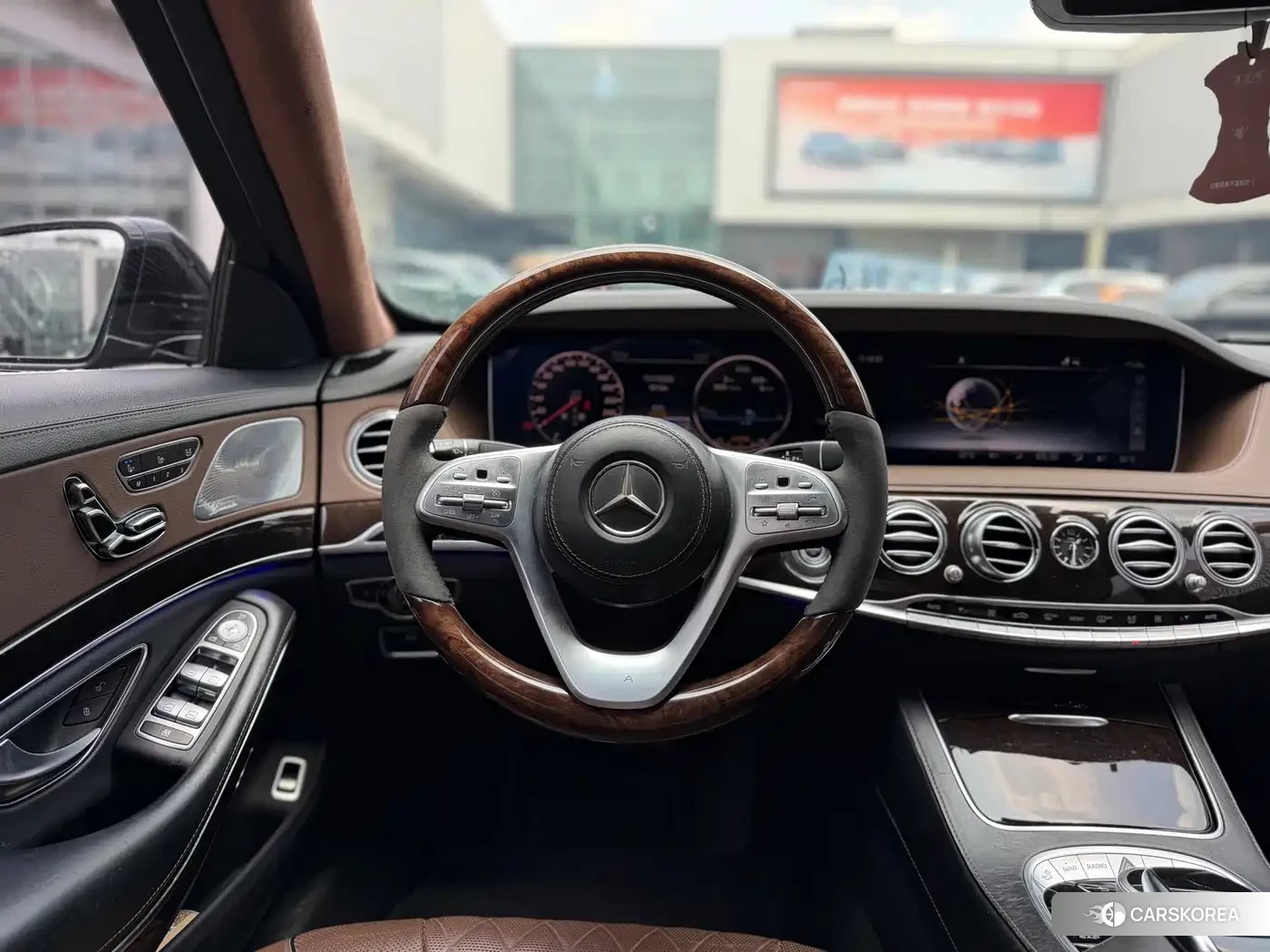 Mercedes-Benz Maybach S-Class 2018 Черный из Китая