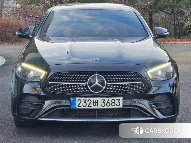 Mercedes-Benz E-Class W213 2021 Черный из Кореи