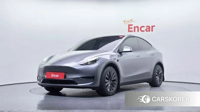 Tesla Model Y 2025 Серебряный из Кореи